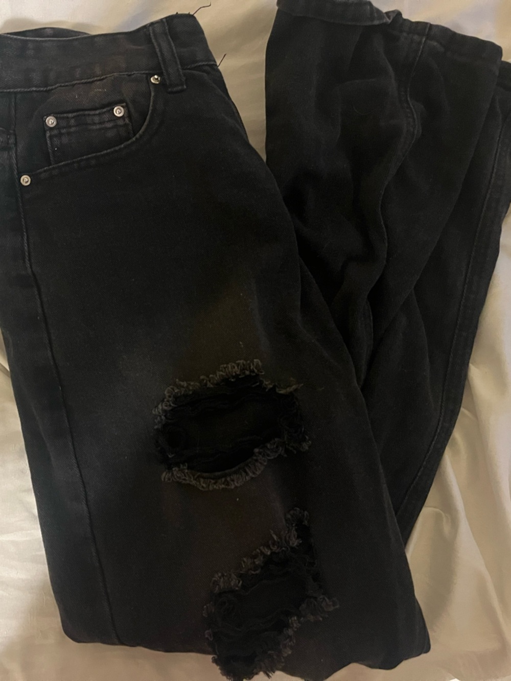 Women's Black Distressed Boyfriend Jeans